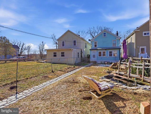 808 KNOXVILLE RD, Knoxville, MD 21758