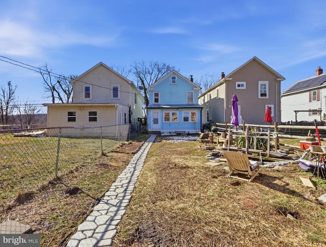 808 KNOXVILLE RD, Knoxville, MD 21758