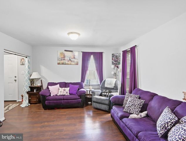 808 KNOXVILLE RD, Knoxville, MD 21758