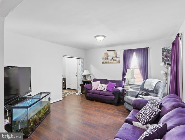 808 KNOXVILLE RD, Knoxville, MD 21758