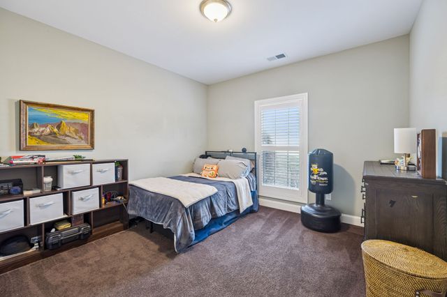 1301 Rivercrest Dr, Murfreesboro, TN 37129