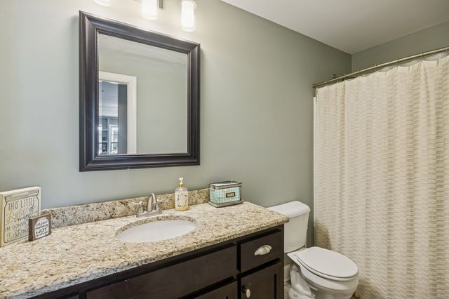 1301 Rivercrest Dr, Murfreesboro, TN 37129