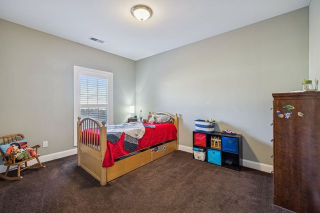 1301 Rivercrest Dr, Murfreesboro, TN 37129