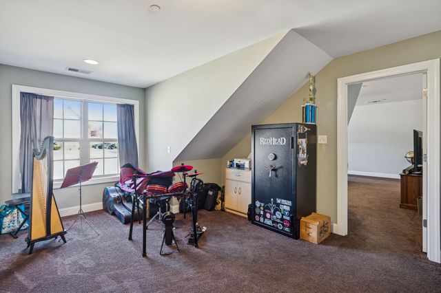 1301 Rivercrest Dr, Murfreesboro, TN 37129