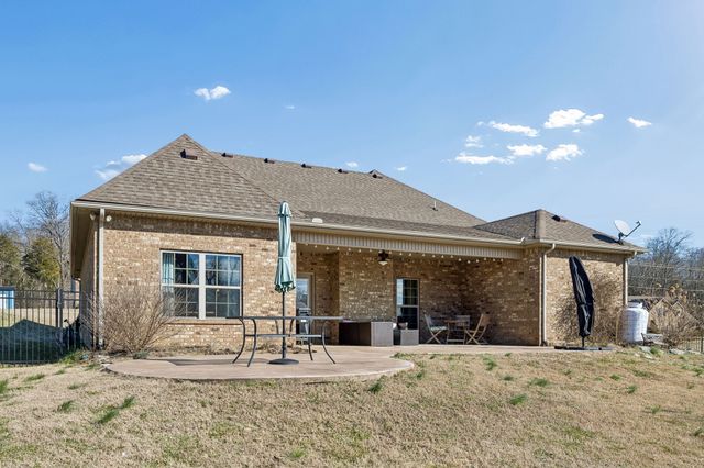 1301 Rivercrest Dr, Murfreesboro, TN 37129