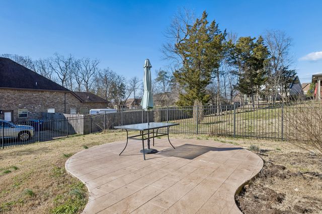 1301 Rivercrest Dr, Murfreesboro, TN 37129