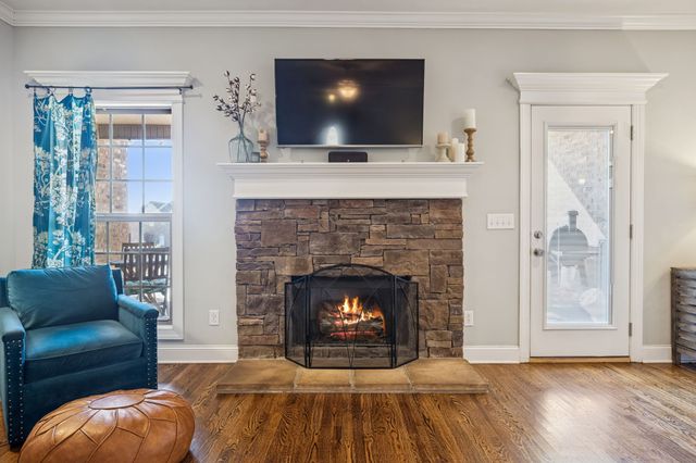 1301 Rivercrest Dr, Murfreesboro, TN 37129