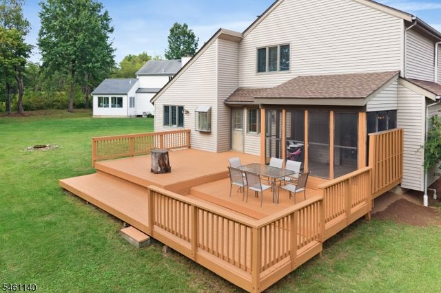 3 Wythe Cir, Hillsborough Twp., NJ 08844