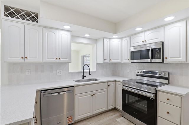 524 WESTMINSTER AVENUE, Melbourne, FL 32935
