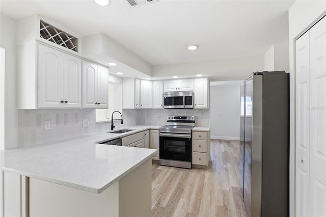 524 WESTMINSTER AVENUE, Melbourne, FL 32935