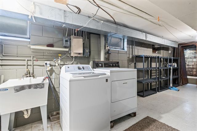 605 Arner Avenue, Shoreview, MN 55126