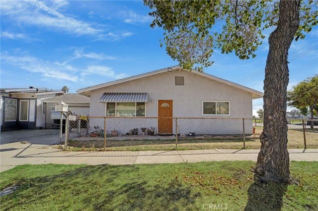 234 W 4th Street, Azusa, CA 91702