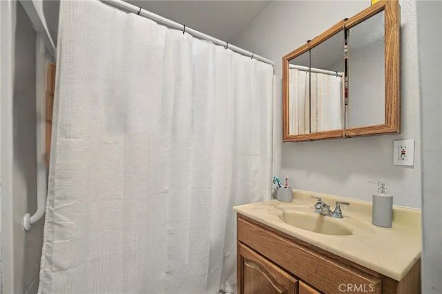 234 W 4th Street, Azusa, CA 91702