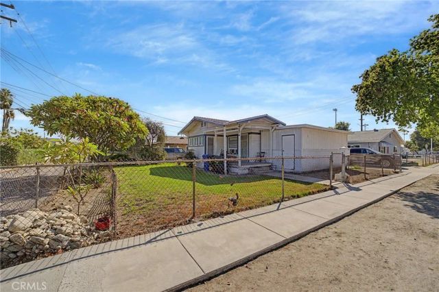 234 W 4th Street, Azusa, CA 91702