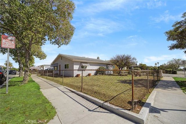 234 W 4th Street, Azusa, CA 91702