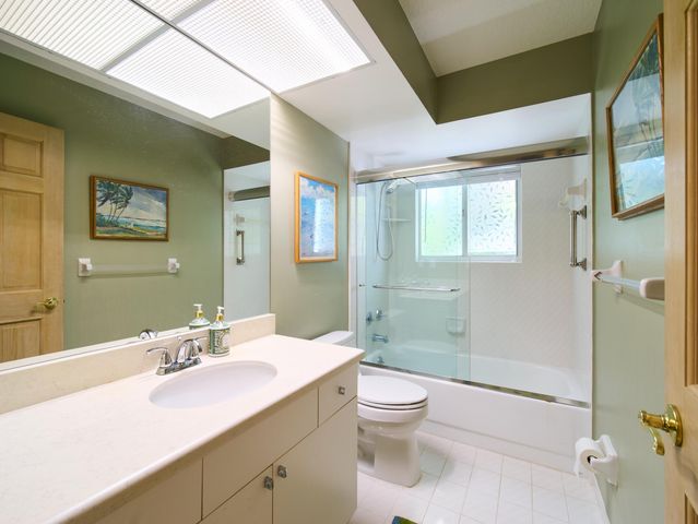 206 Thornton Court, Palm Beach Gardens, FL 33418