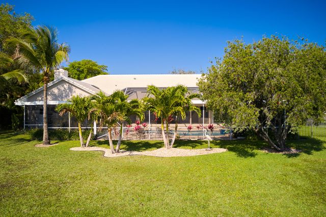 206 Thornton Court, Palm Beach Gardens, FL 33418