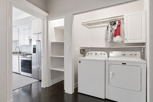4159 W Fullerton Avenue 2, Chicago, IL 60639