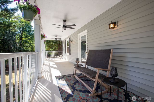 6738 Old Olympic Highway SW, Olympia, WA 98512