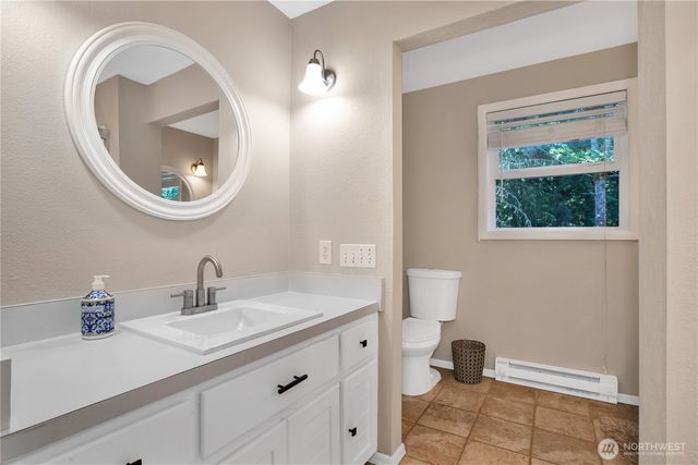 6738 Old Olympic Highway SW, Olympia, WA 98512