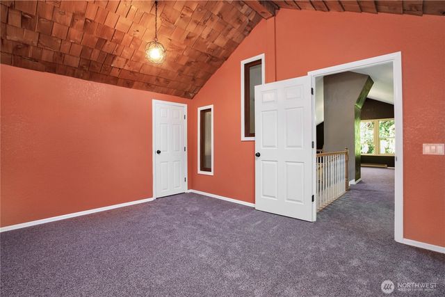 6738 Old Olympic Highway SW, Olympia, WA 98512