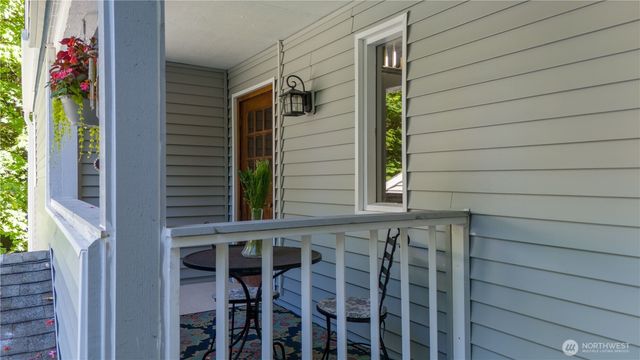 6738 Old Olympic Highway SW, Olympia, WA 98512