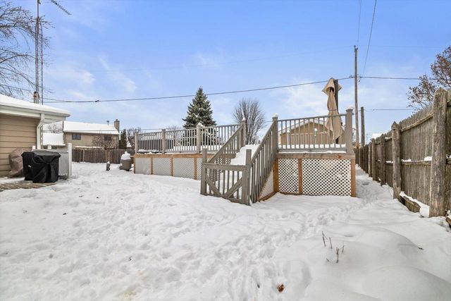 2902 23rd STREET, Kenosha, WI 53140