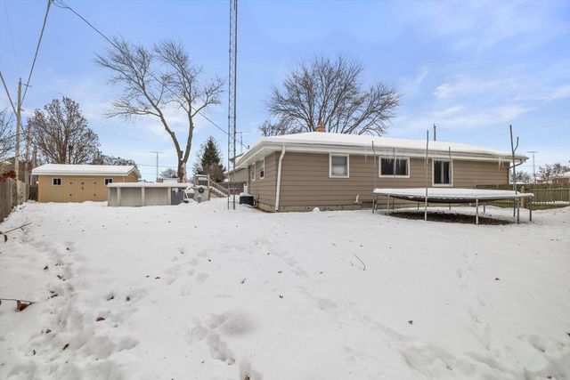 2902 23rd STREET, Kenosha, WI 53140