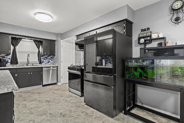 2902 23rd STREET, Kenosha, WI 53140