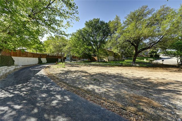 2000-2A Breeze HOLW, Austin, TX 78741