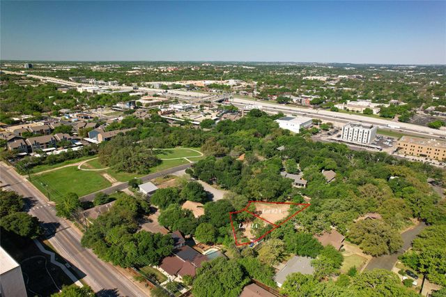2000-2A Breeze HOLW, Austin, TX 78741