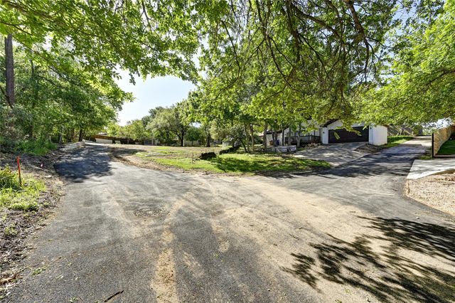 2000-2A Breeze HOLW, Austin, TX 78741