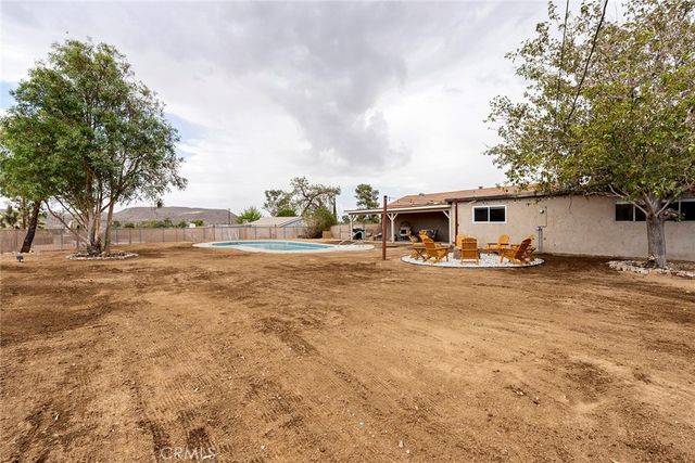 7090 Emerson Avenue, Yucca Valley, CA 92284