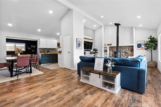 7090 Emerson Avenue, Yucca Valley, CA 92284