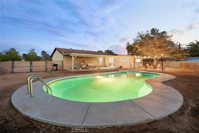 7090 Emerson Avenue, Yucca Valley, CA 92284