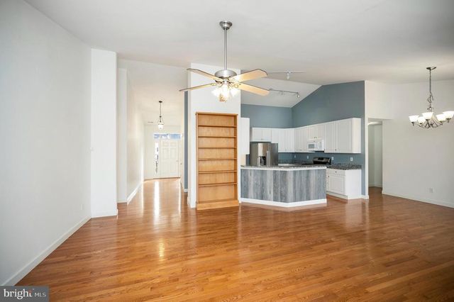 210 SAYLERS CREEK RD, Locust Grove, VA 22508