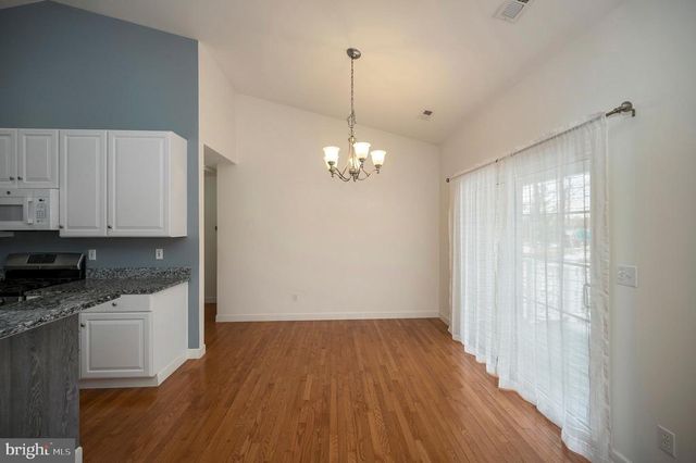 210 SAYLERS CREEK RD, Locust Grove, VA 22508