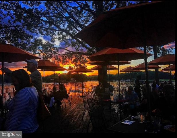 210 SAYLERS CREEK RD, Locust Grove, VA 22508