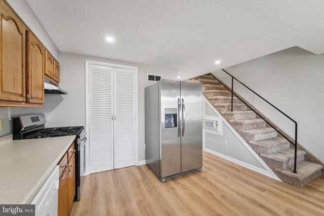 7926 BANK ST, Baltimore, MD 21224