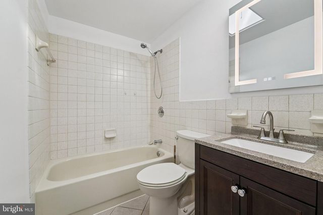 7926 BANK ST, Baltimore, MD 21224