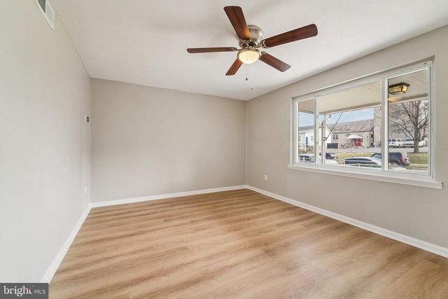 7926 BANK ST, Baltimore, MD 21224