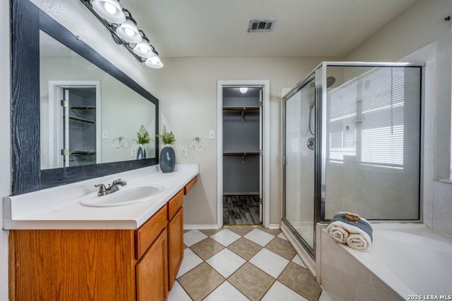 4102 Texas Palm Dr, Converse, TX 78109