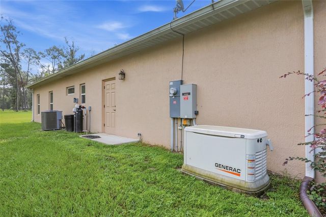 16 LAKESIDE DRIVE, Ocala, FL 34482