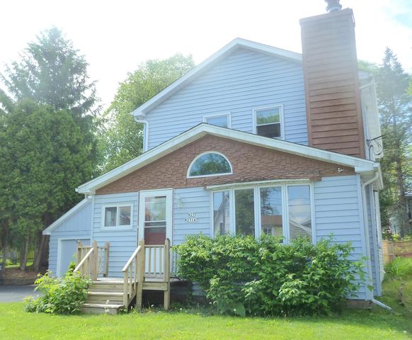 N27W27147 Woodland DRIVE, Pewaukee, WI 53072