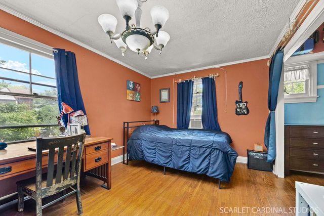 414 WHITNEY Avenue, Joliet, IL 60435