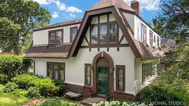 414 WHITNEY Avenue, Joliet, IL 60435