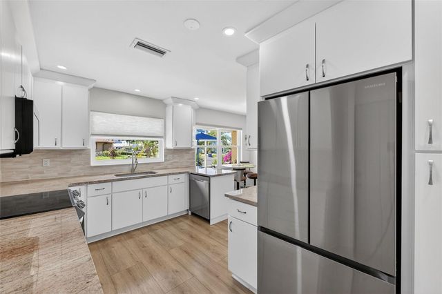 209 WESTWINDS DRIVE, Palm Harbor, FL 34683