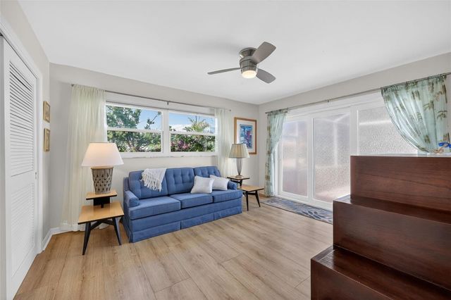 209 WESTWINDS DRIVE, Palm Harbor, FL 34683