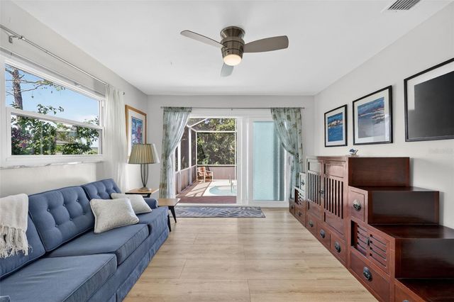 209 WESTWINDS DRIVE, Palm Harbor, FL 34683