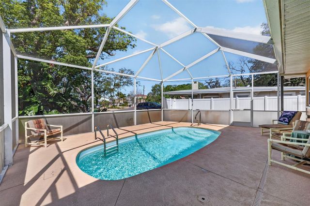 209 WESTWINDS DRIVE, Palm Harbor, FL 34683